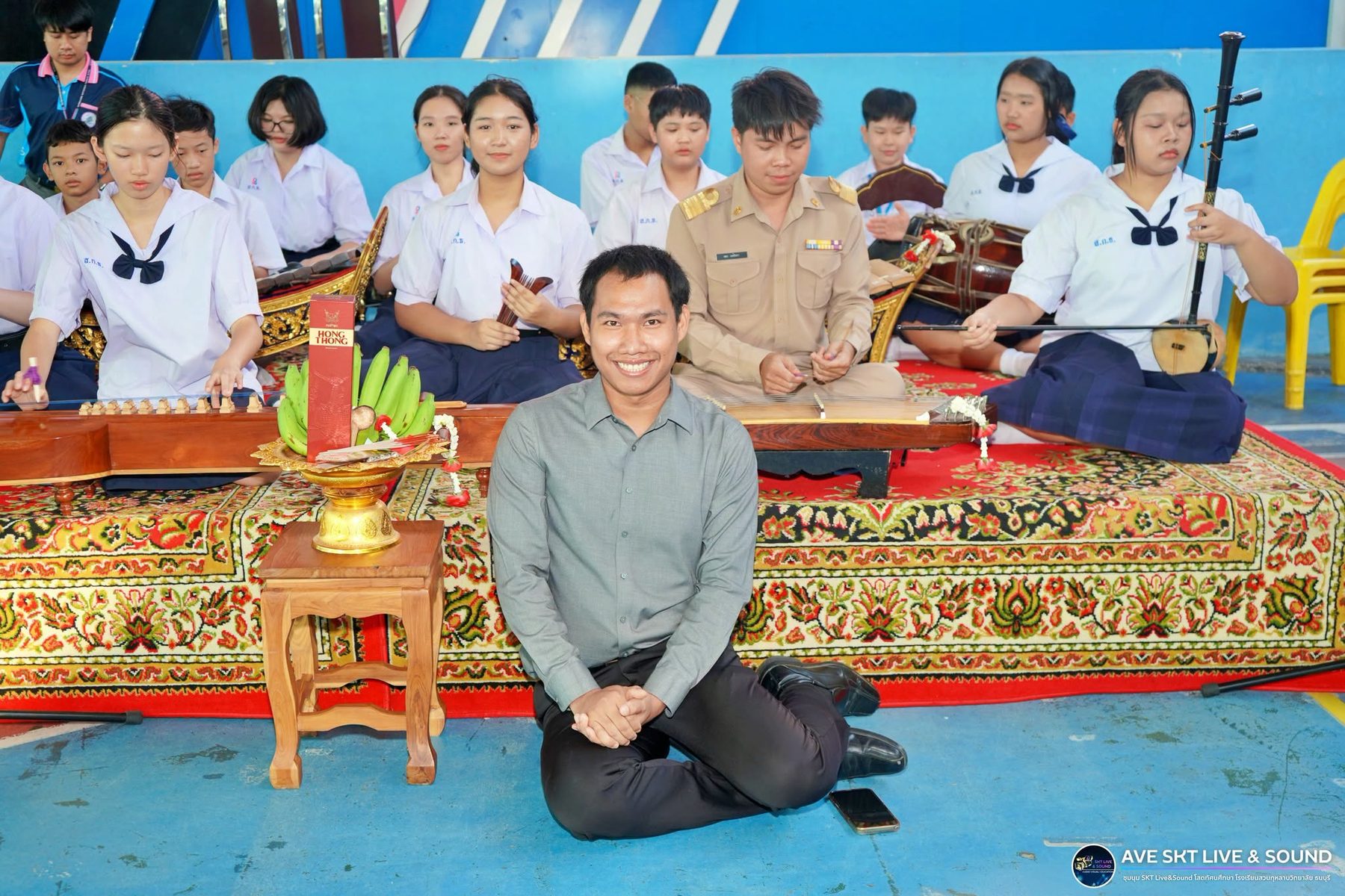 บรรเลงดนตรีไทย งานหล่อเทียนพรรษา