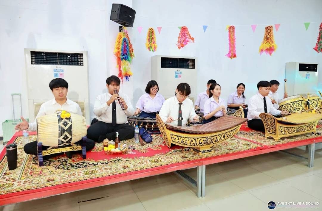 บรรเลงดนตรีไทย งานเทศน์มหาชาติ