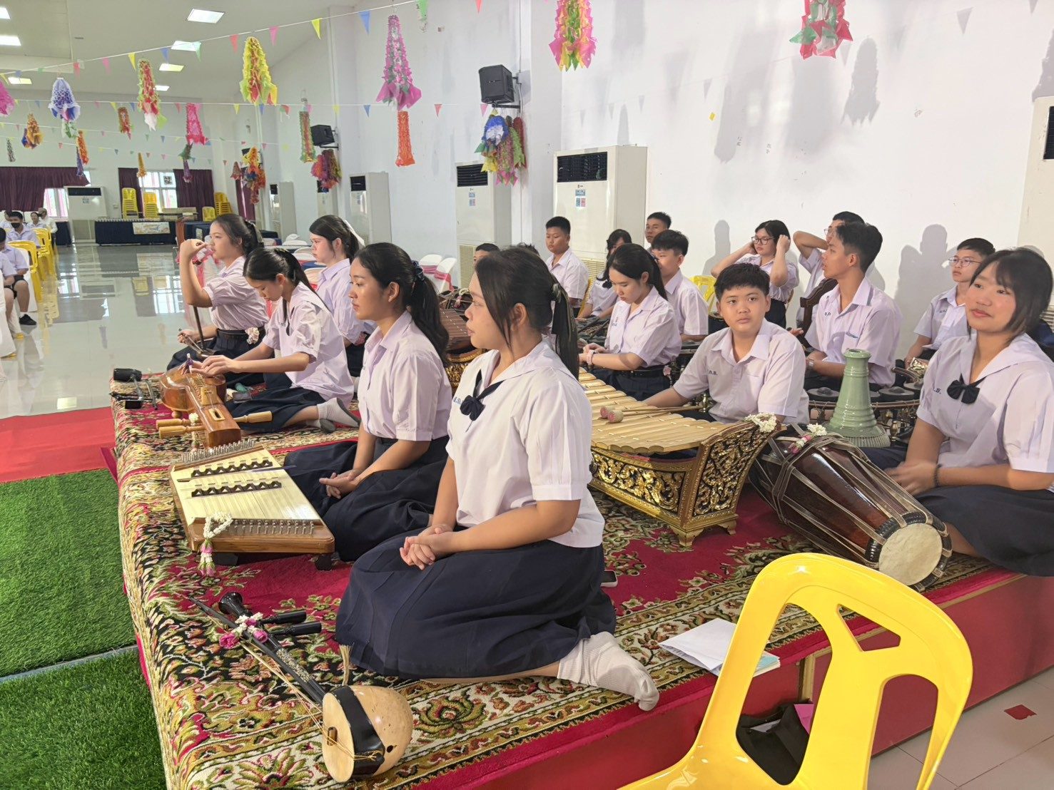 บรรเลงดนตรีไทย งานวันสถาปนาโรงเรียน
