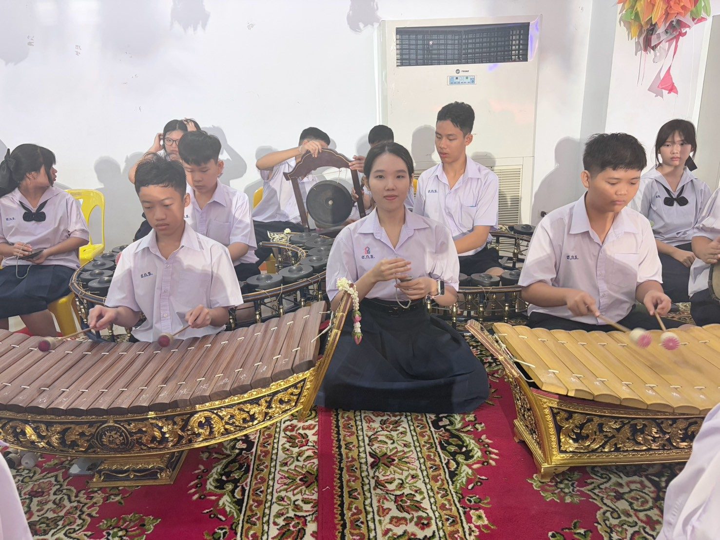 บรรเลงดนตรีไทย งานวันสถาปนาโรงเรียน