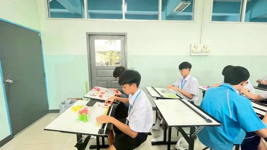 กิจกรรมเขียนแบบวิศวกรรมและงานช่างไม้