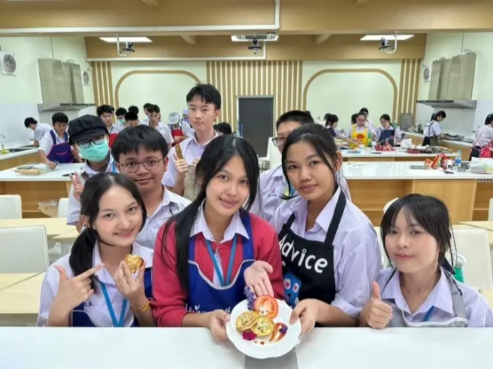 บรรยากาศการเรียนวิชาอาหาร 2