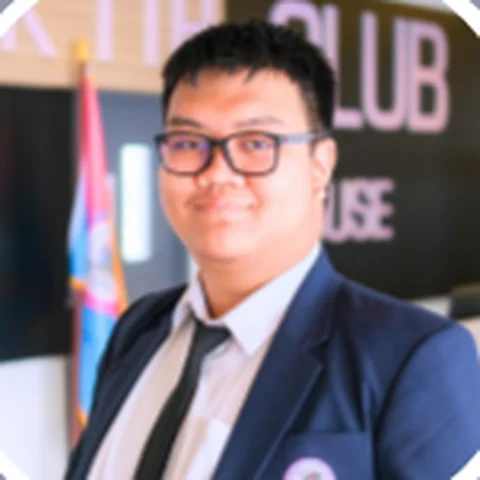 Mr. Pitchawat Chantarasuwan (Poohpha)