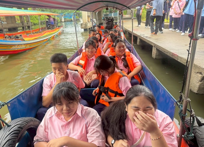 ทัศนศึกษาชุมชนคลองบางมด Local Living Lab 2569 — ล่องเรือชมคลอง
